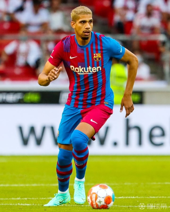 赛前巴塞罗那调整名单以备CBA季后赛；扳平良机环节打磨；管理层满意；心理建设被强调的简单介绍